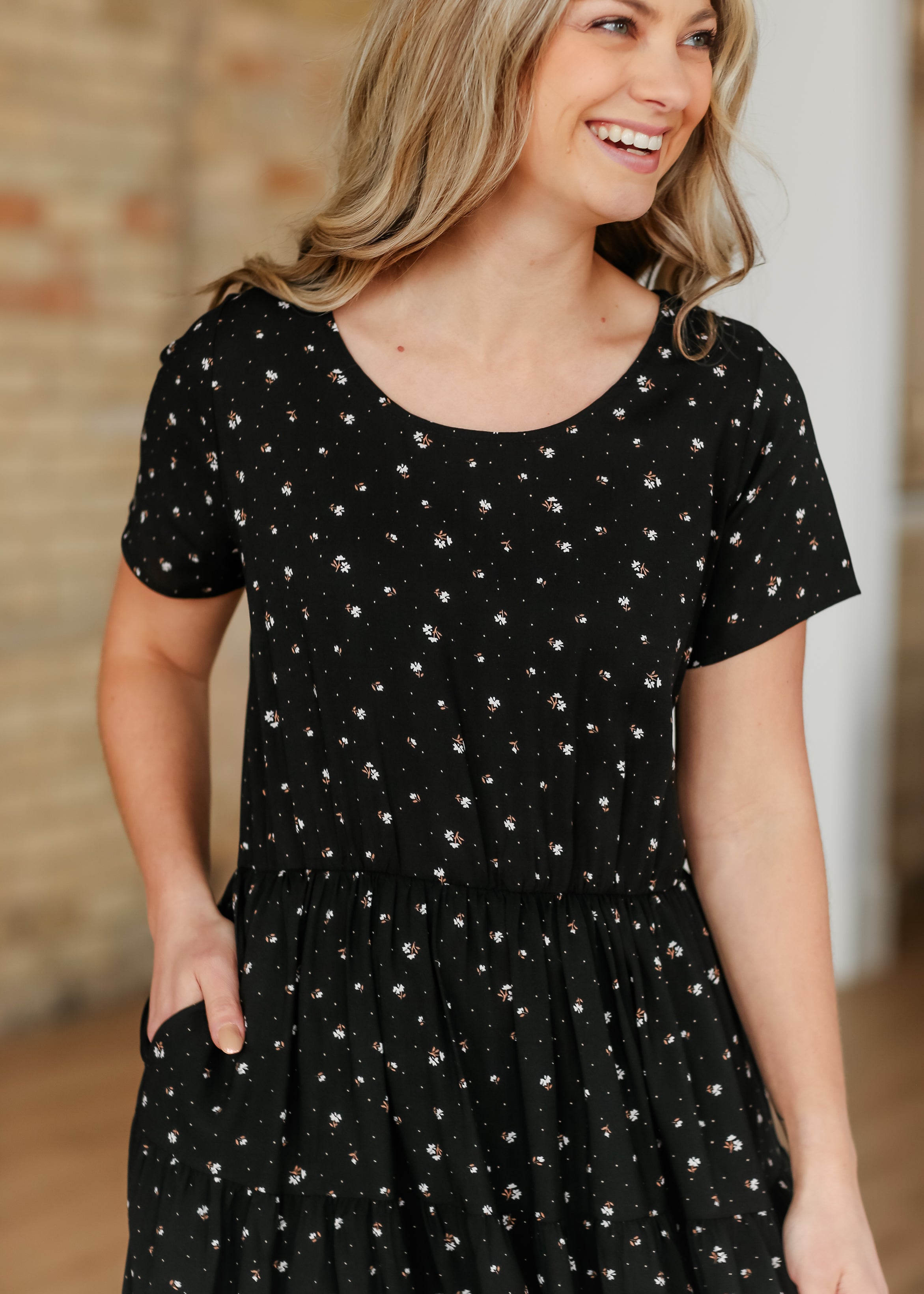 Jenna Floral Knit Short Sleeve Tiered Midi Dress Inherit Co.