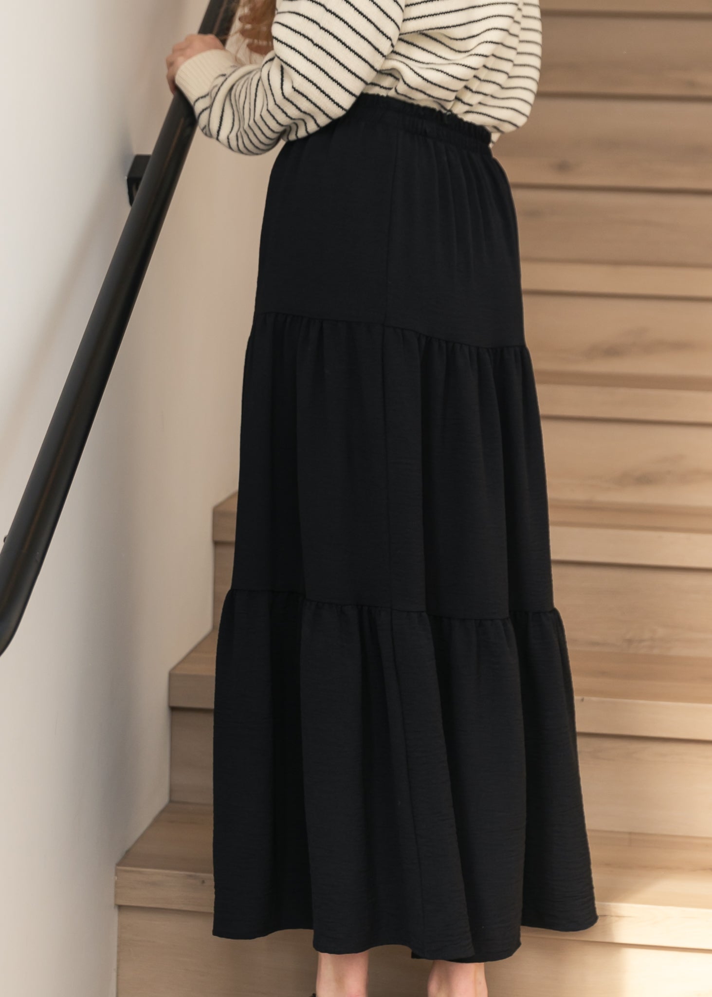 Jill Stretch Waist Tiered Maxi Skirt Inherit Co.
