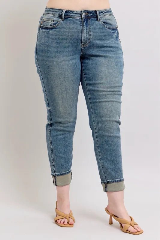Judy Blue Full Size Mid Rise Vintage Wash Boyfriend Jeans - Love Salve 
