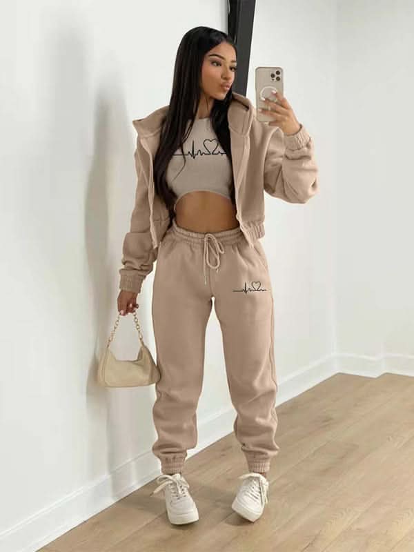 Stylish velvet jogger set for women 