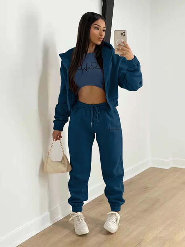 Stylish velvet jogger set for women 