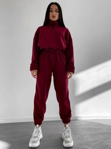 Cozy knit two-piece set with pockets 