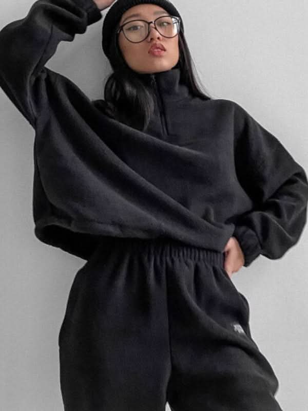 Cozy knit two-piece set with pockets 