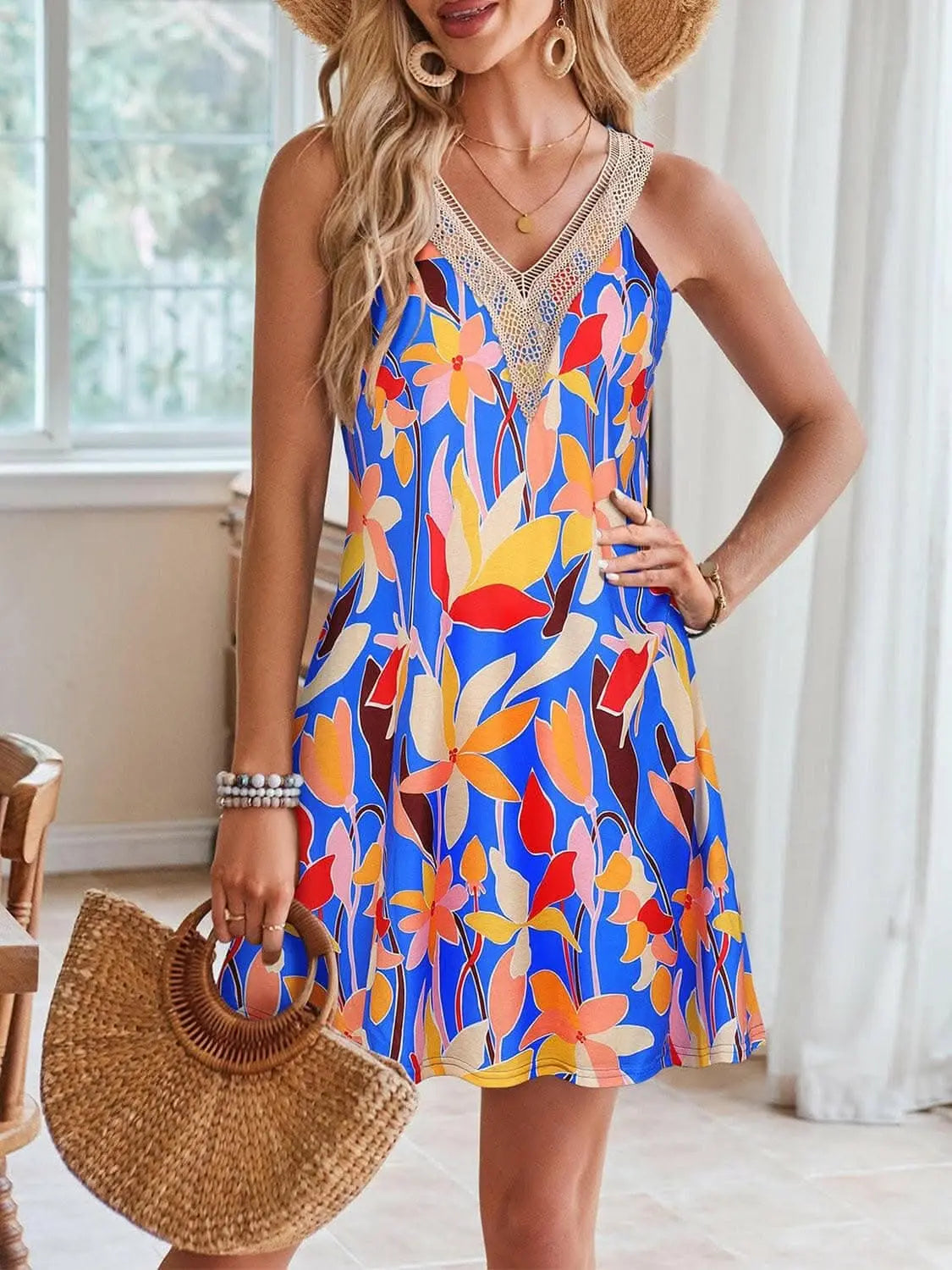 Elegant lace v-neck dress - Love Salve 