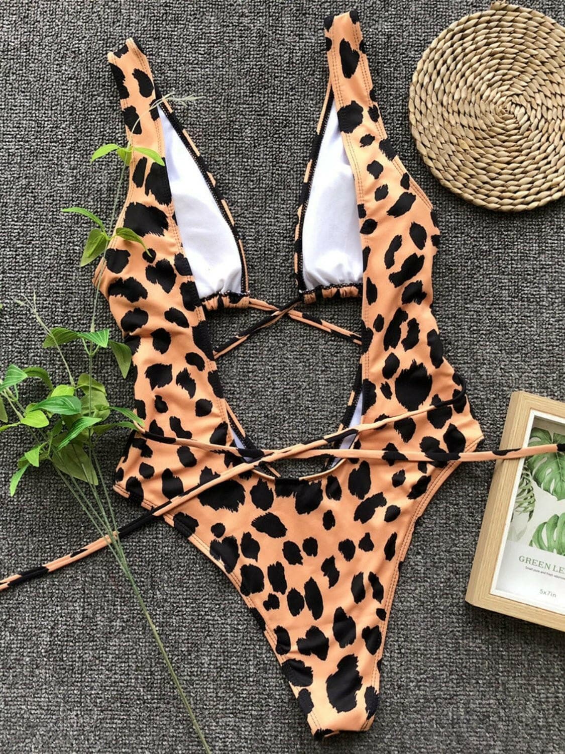 Lace-Up Backless Plunging One-Piece SwimsuitTurn Heads with Our Lace-Up Backless Plunging One-Piece Swimsuit!
 
 
Style: This swimsuit features a basic yet stunning design that is sure to make a statement.
 
CLove Salve Backless Plungingswimwear