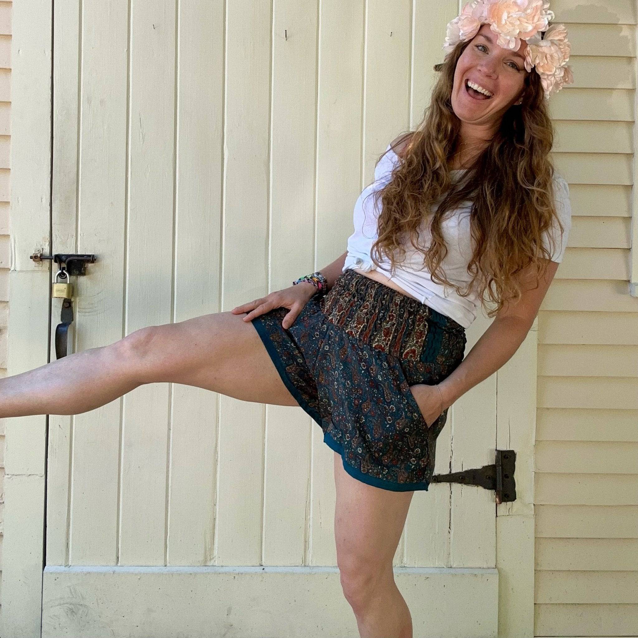 Last Chance Laurel Canyon Lounge Shorts For Teens And Preteens Size 00 To 6 Boho 1970s Inspired Darn Good Yarn