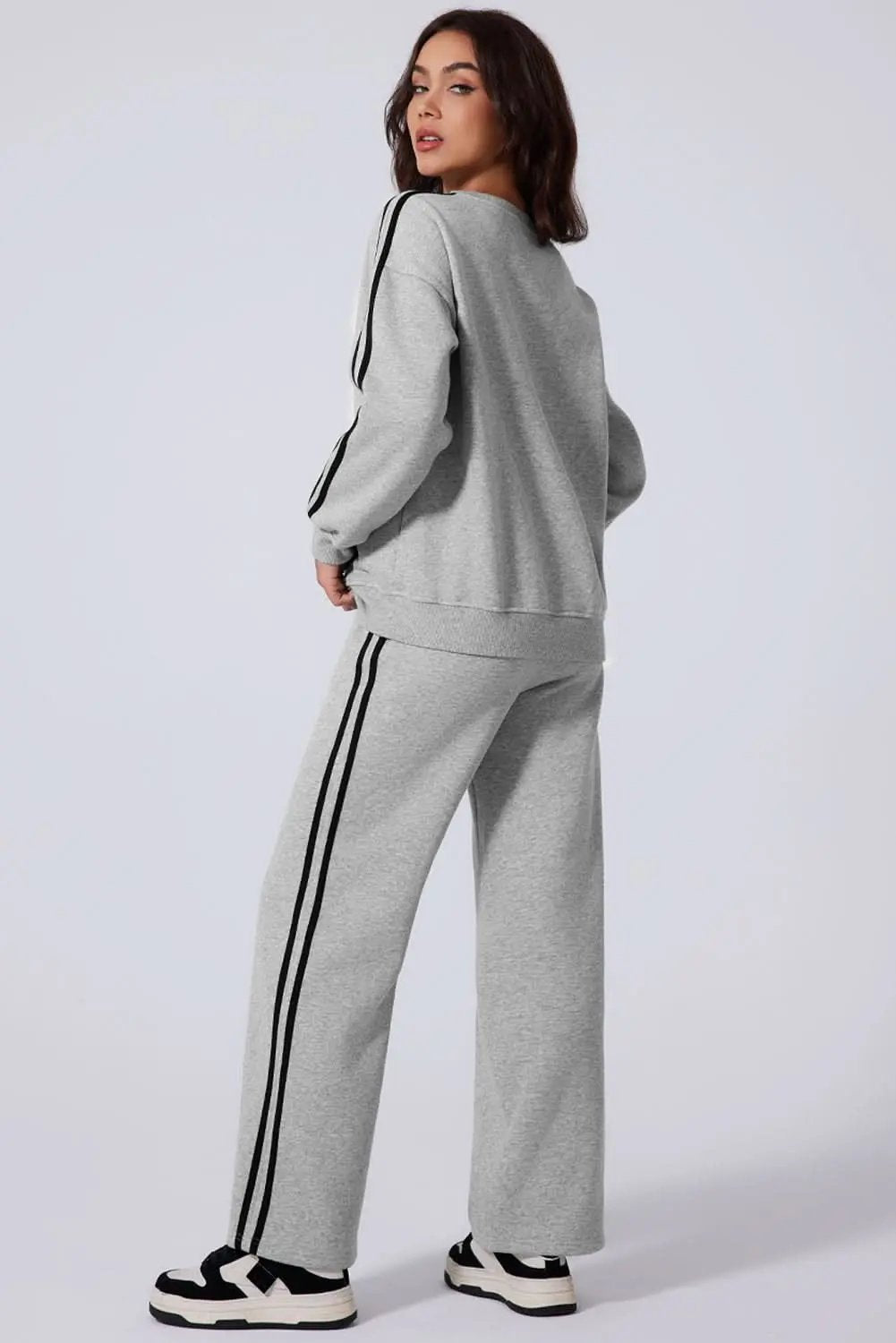 Light grey striped activewear set - Love Salve 