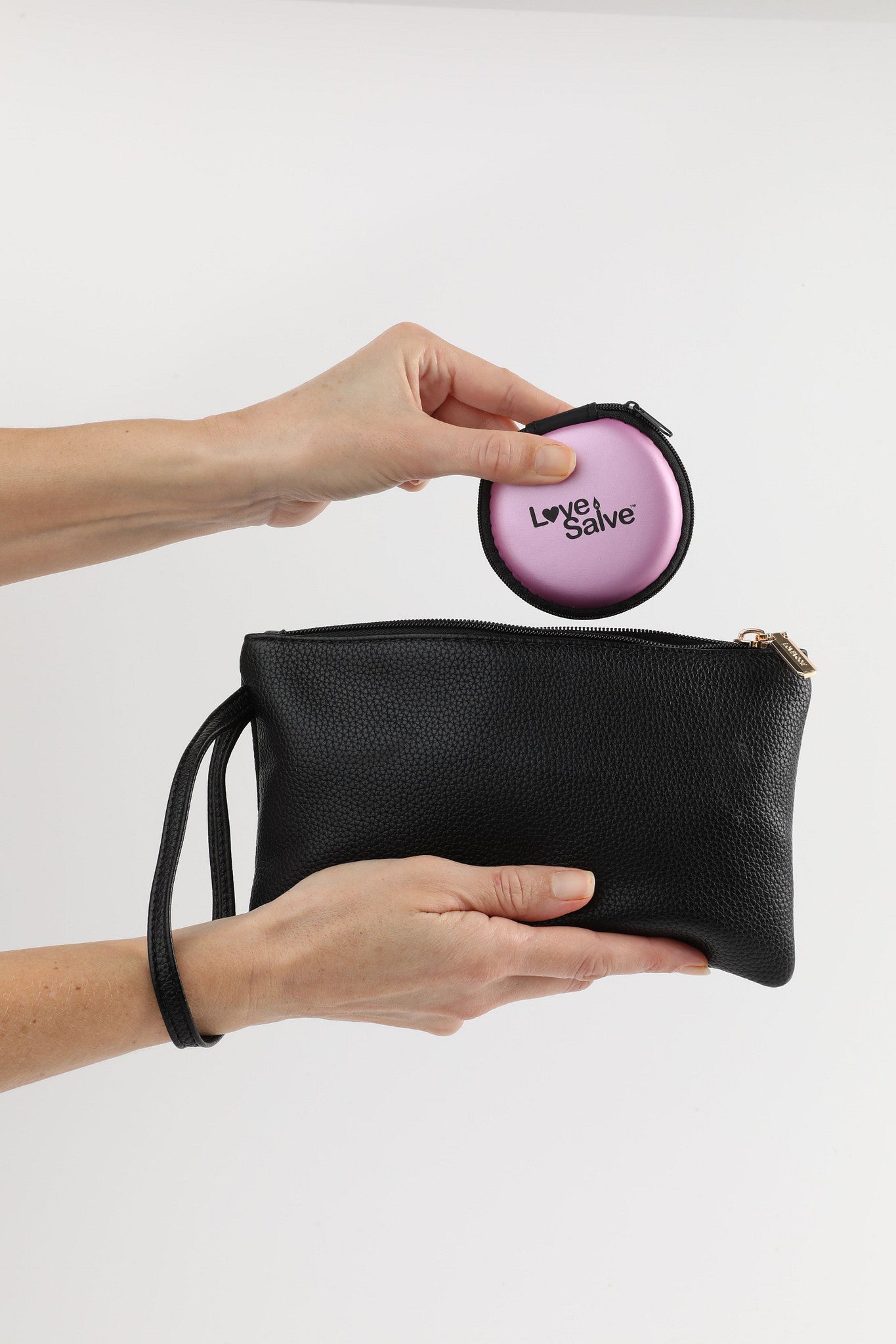 Love Salve Invisible silicone nipple covers - Love Salve 