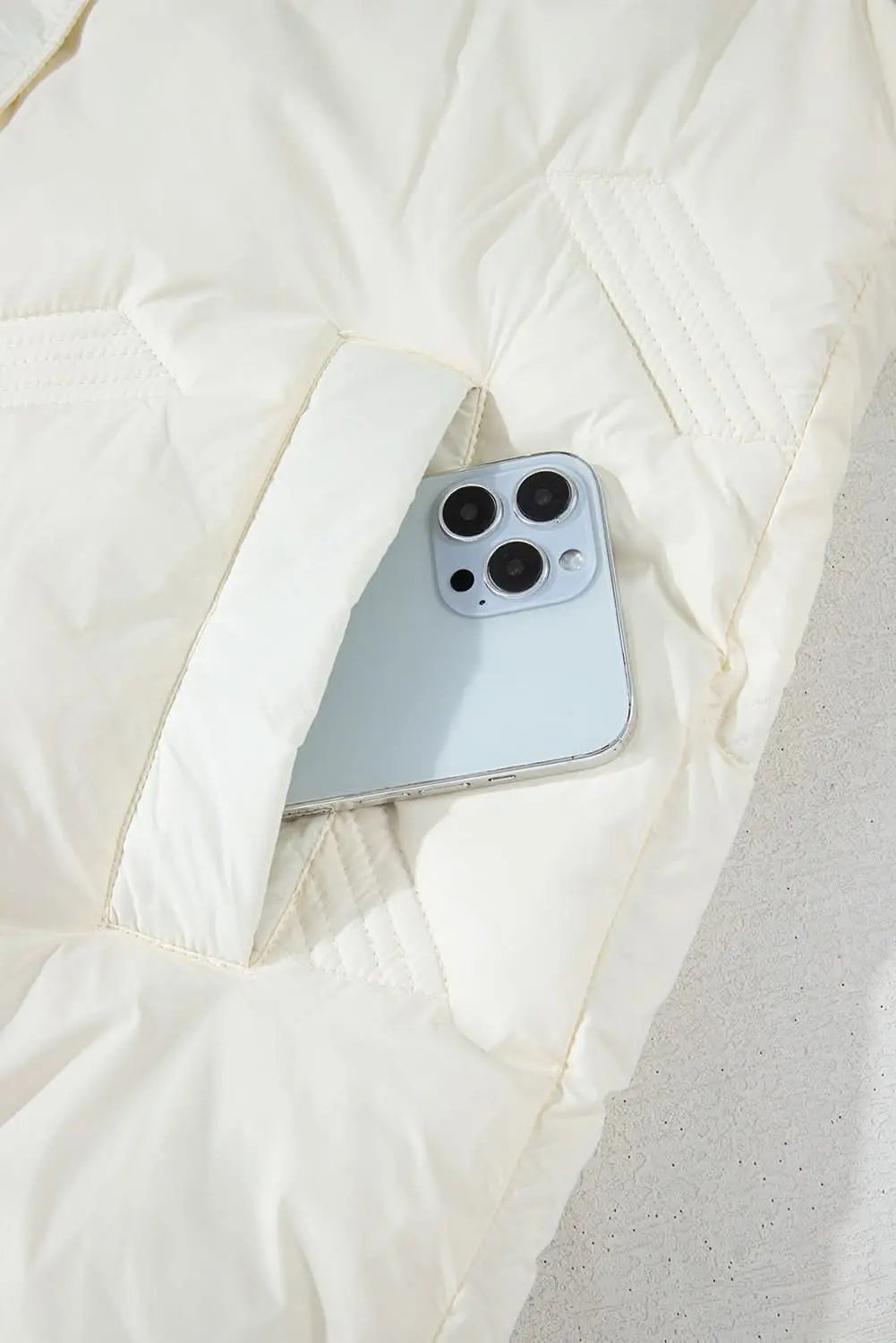 Chic white quilted vest with zip - Love Salve 