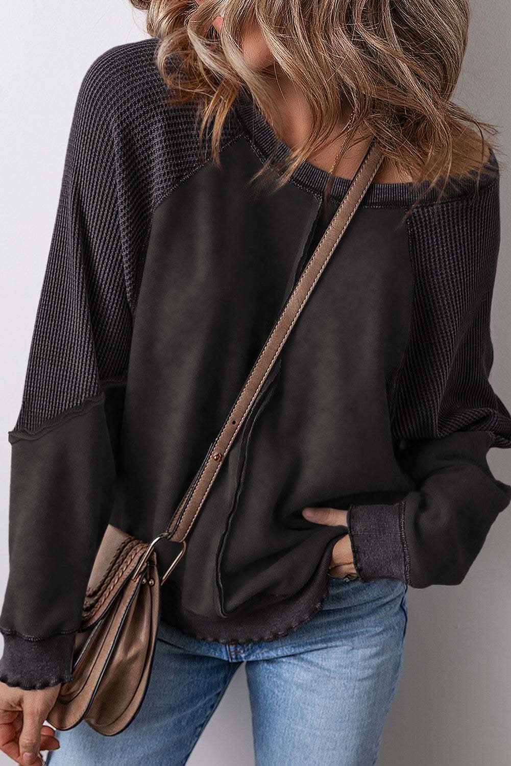 Chic black patchwork sweatshirt - Love Salve 
