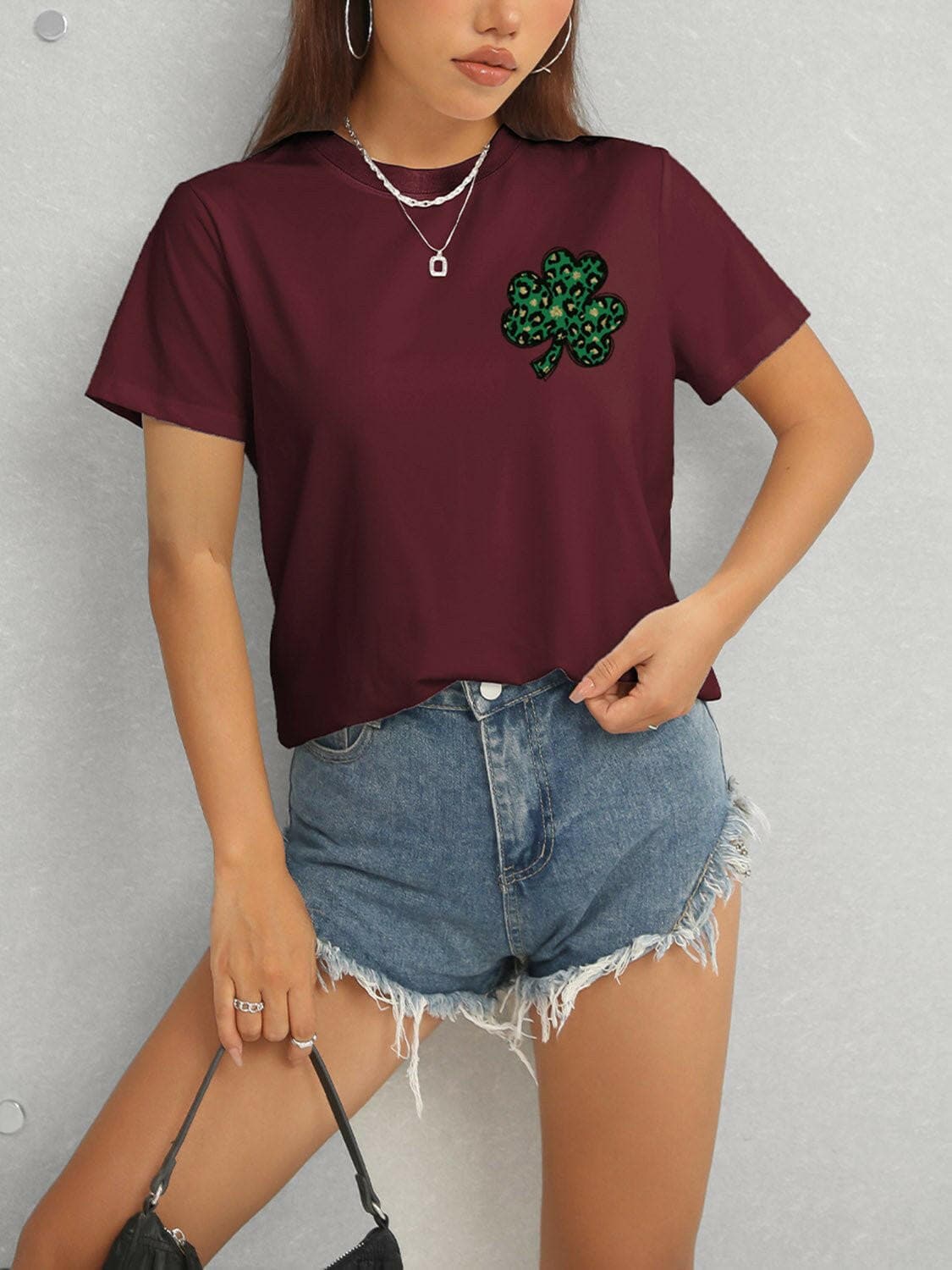 Lucky Clover Round Neck Short Sleeve T-Shirt - Love Salve