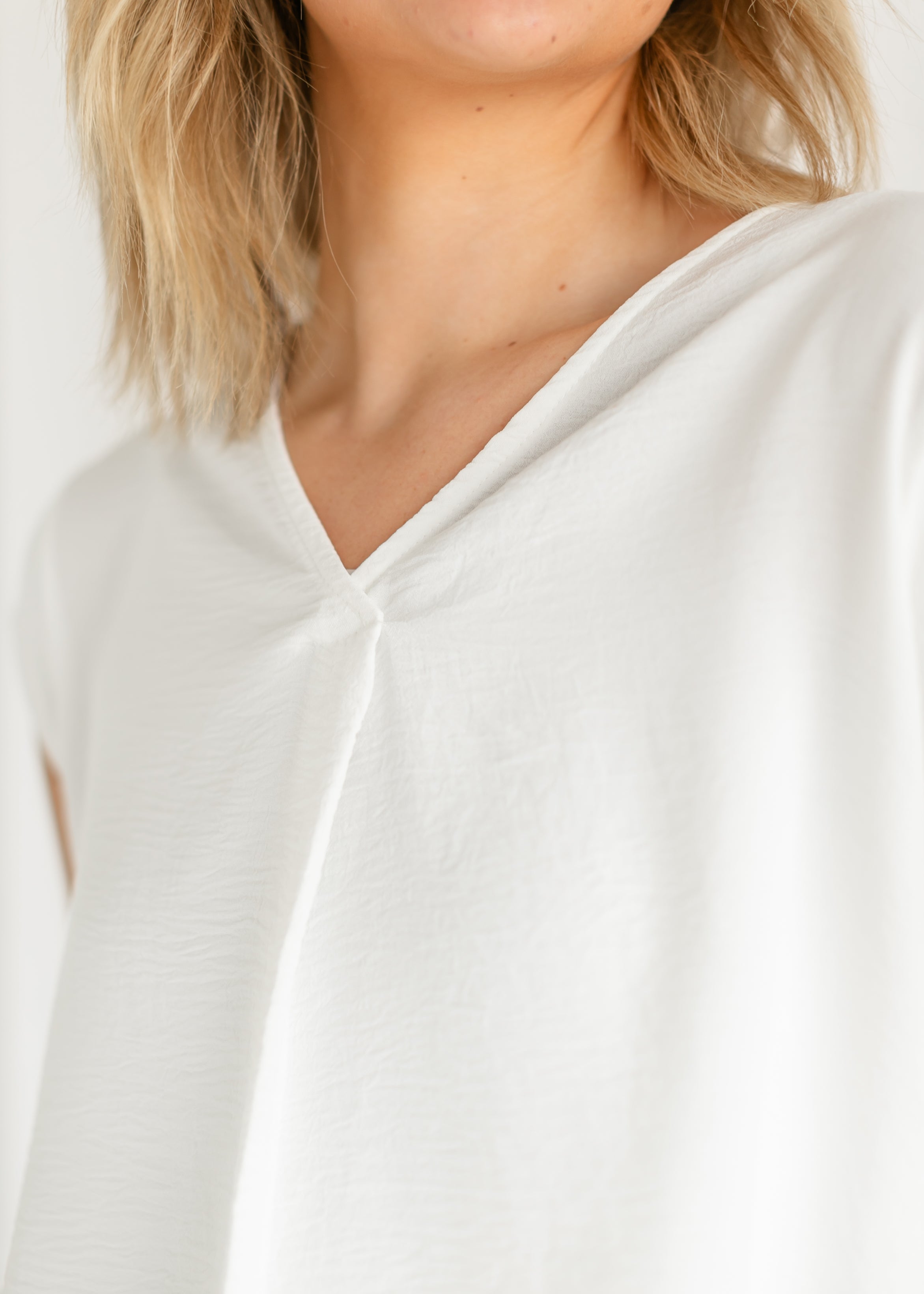 Madison V-neck Short Sleeve Flowy Top - FINAL SALE Inherit Co.