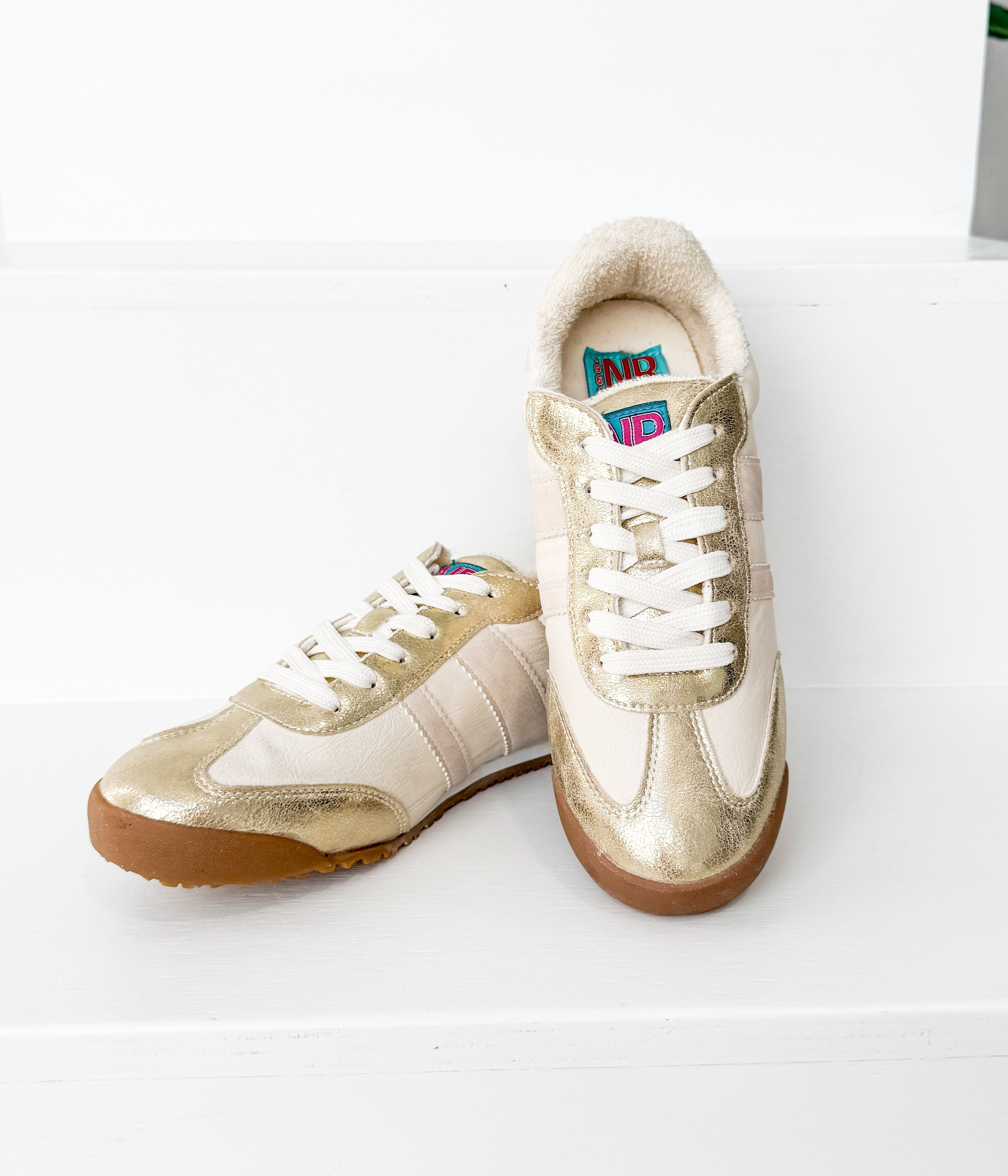 Madrid Sneaker Beige Gold Faux Leather Upper Comfort Naughty Monkey