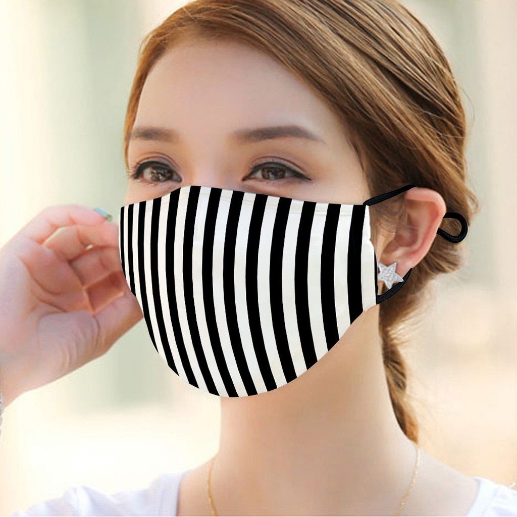 Kinuyo Black And White Face Mask With Ear Straps One Size