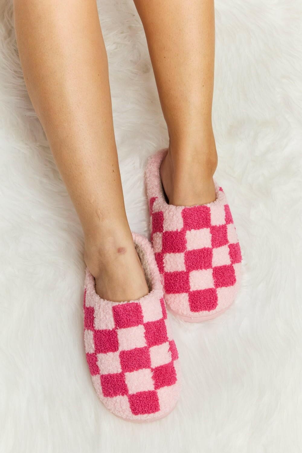 Melody Checkered Print Plush Slide Slippers - Love Salve