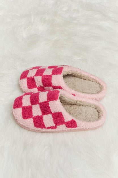 Melody Checkered Print Plush Slide Slippers - Love Salve