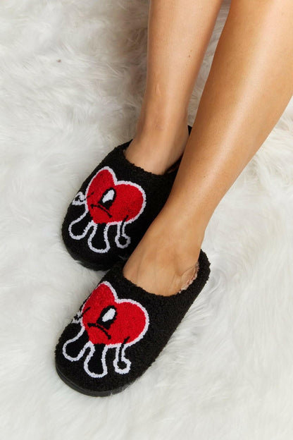 Melody Love Heart Print Plush Slippers - Love Salve