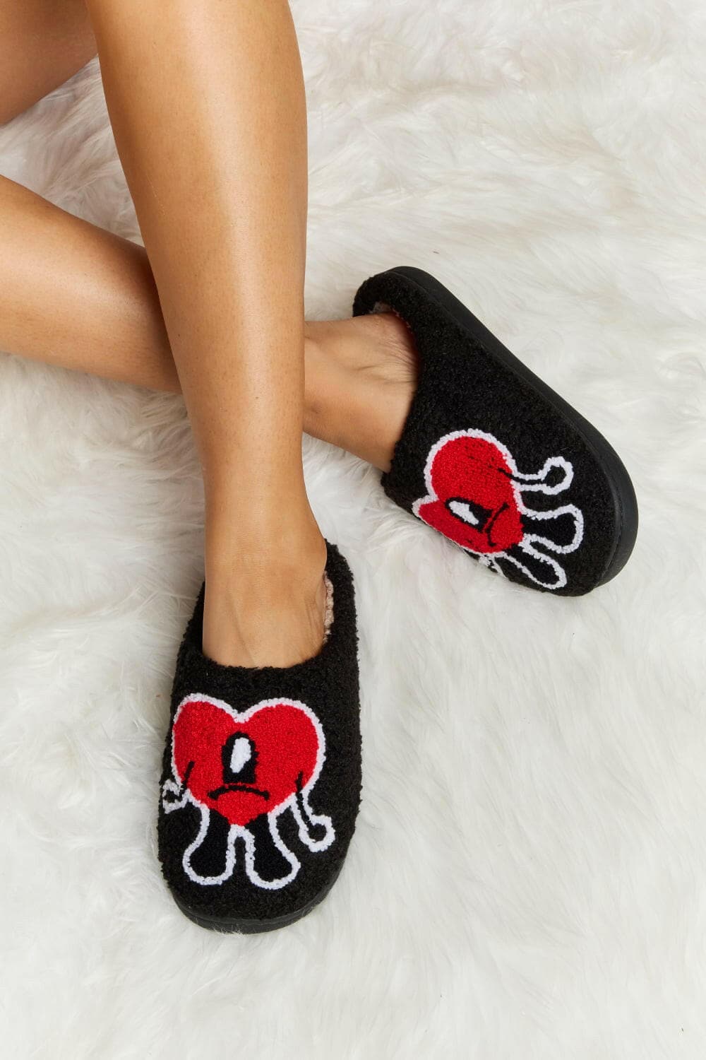 Melody Love Heart Print Plush Slippers - Love Salve