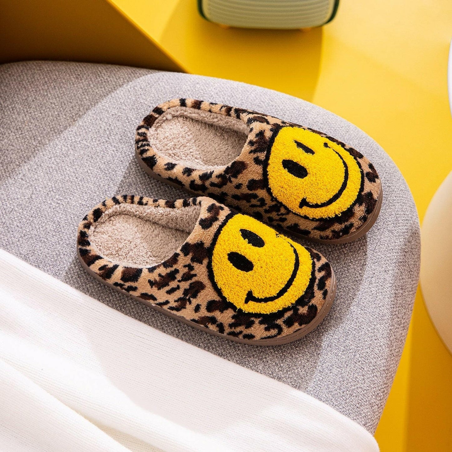 Melody Smiley Face Leopard Slippers - Love Salve