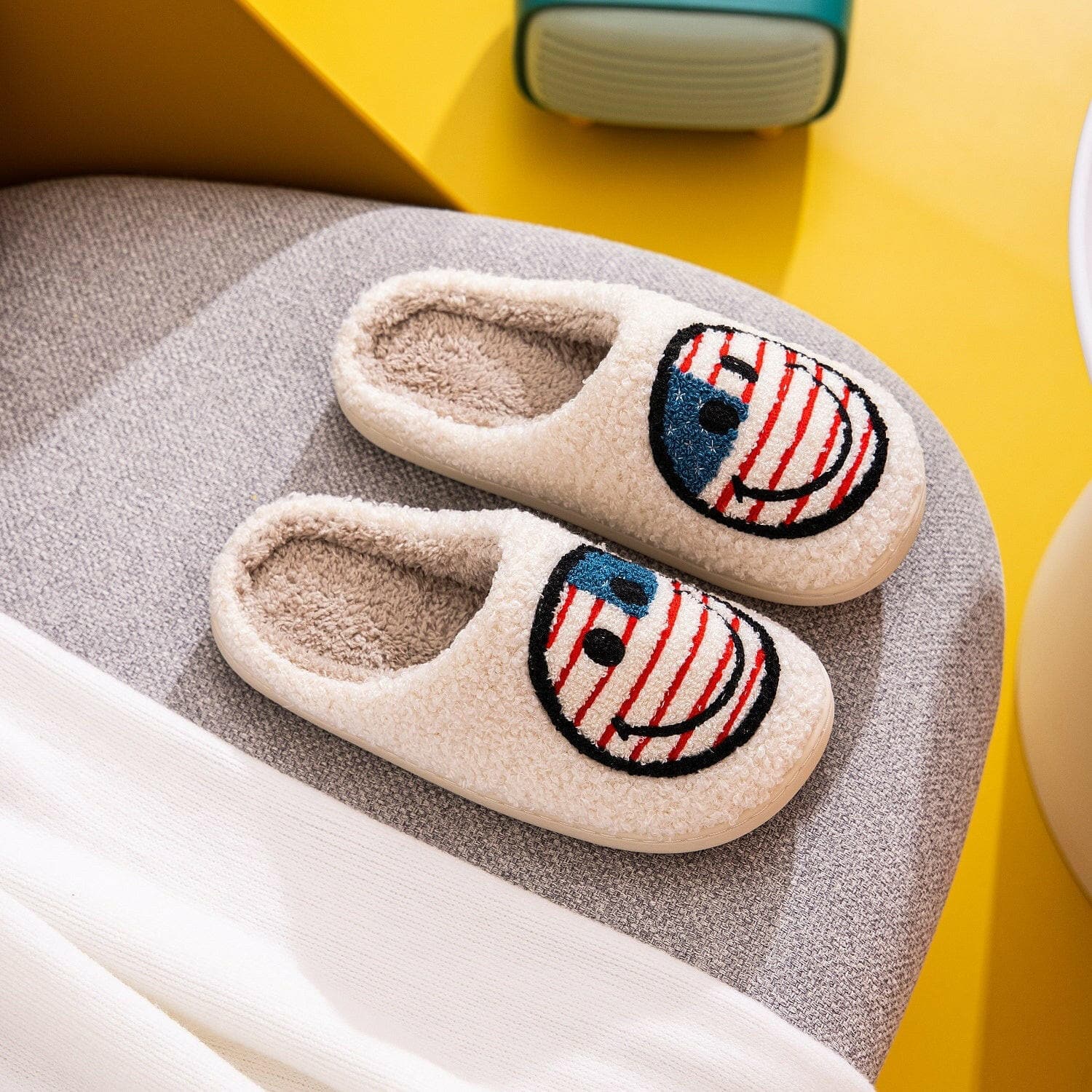 Joyful Melody Face SlippersStep into a World of Comfort and Joy
 Elevate your relaxation time with the Joyful Melody Face Slippers. Designed for those who value both style and comfort, these sLove Salve Joyful Melody Face SlippersShoes