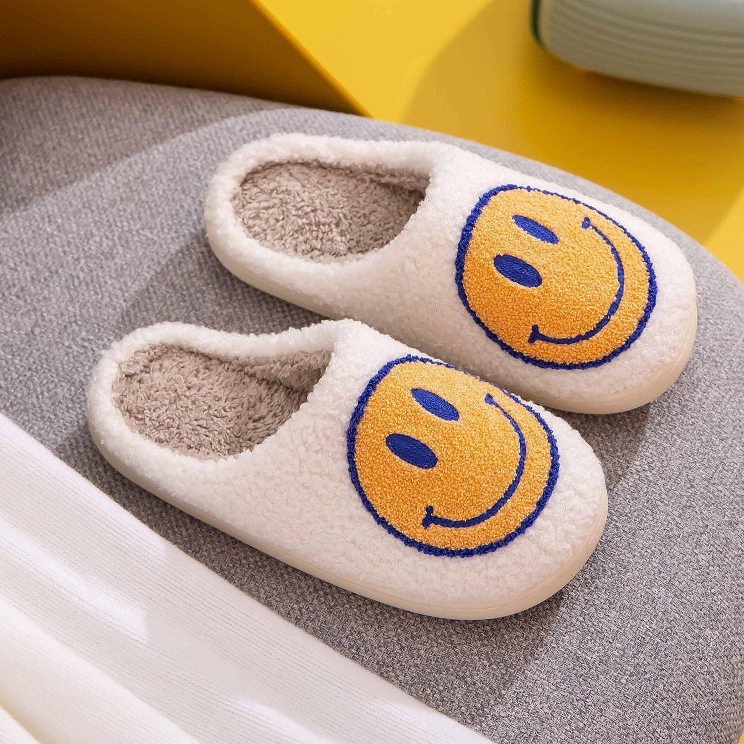 Melody Smiley Face Slippers - Love Salve