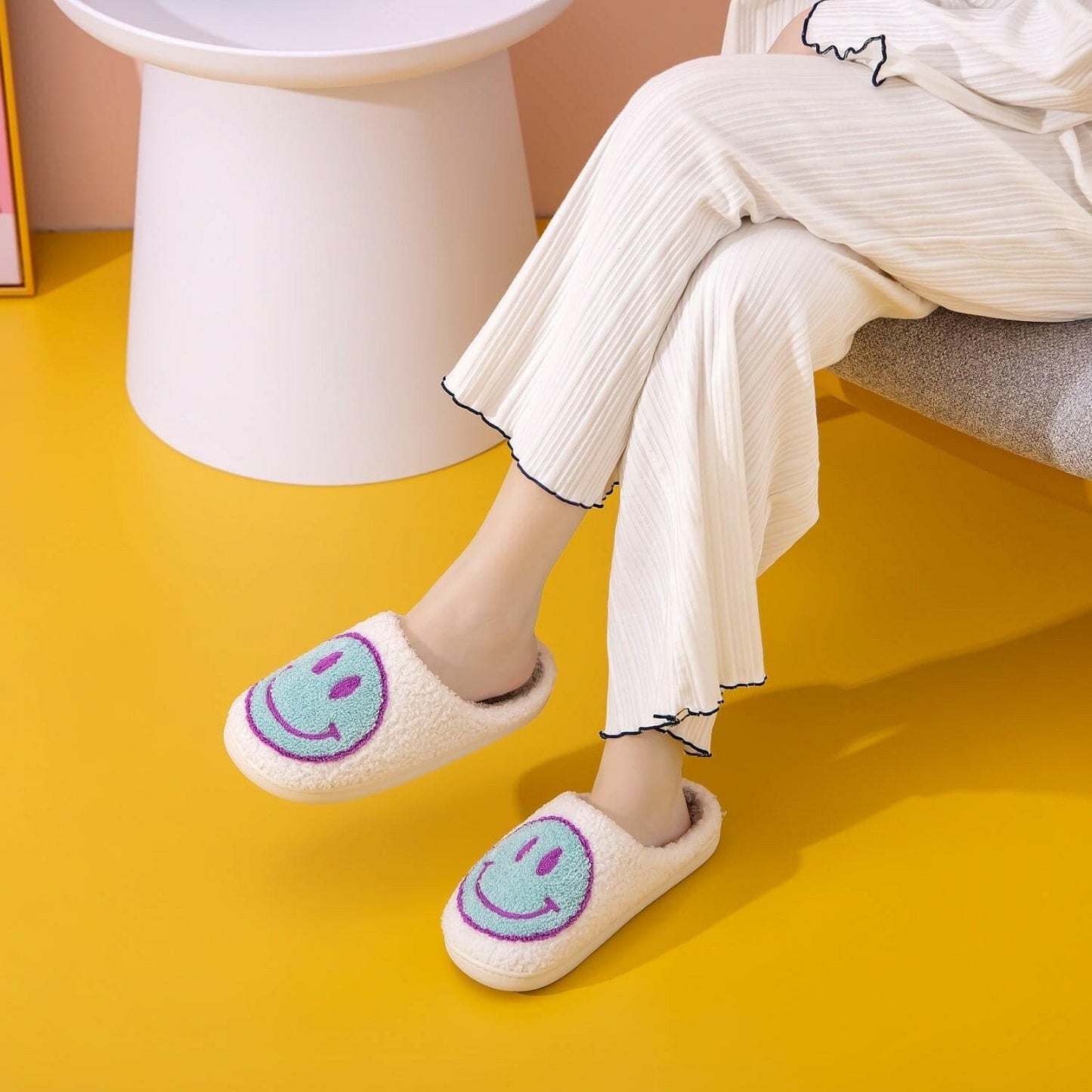 Melody Smiley Face Slippers - Love Salve