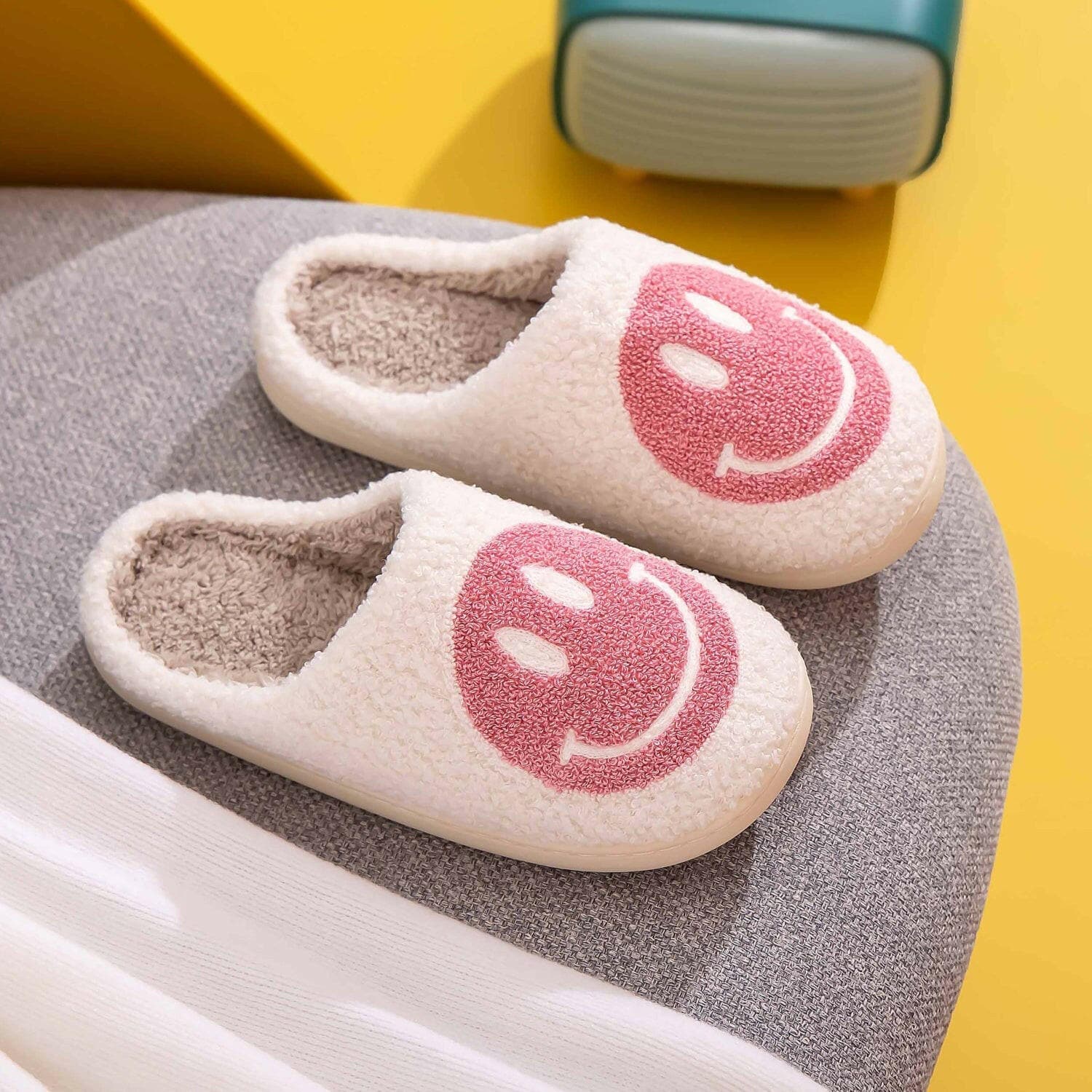 Melody Smiley Face Slippers - Love Salve