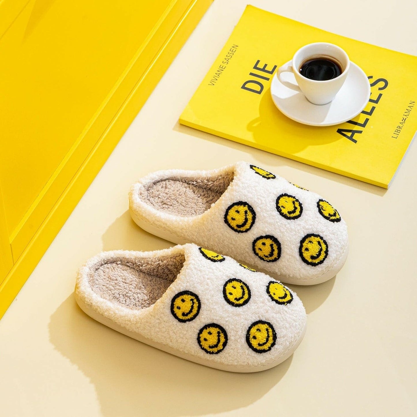 Melody Smiley Face Slippers - Love Salve