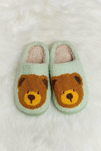 Teddy Bear Print Plush Cozy Slide SlippersExperience Ultimate Comfort in Style
 Indulge in the luxurious feel of our Teddy Bear Print Plush Cozy Slide Slippers. Designed to wrap your feet in pure elegance, tLove Salve Teddy Bear Print Plush Cozy Slide SlippersShoes