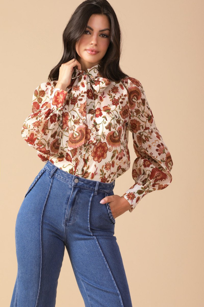 MEMORIES IN FOCUS WOVEN BLOUSE - Love Salve