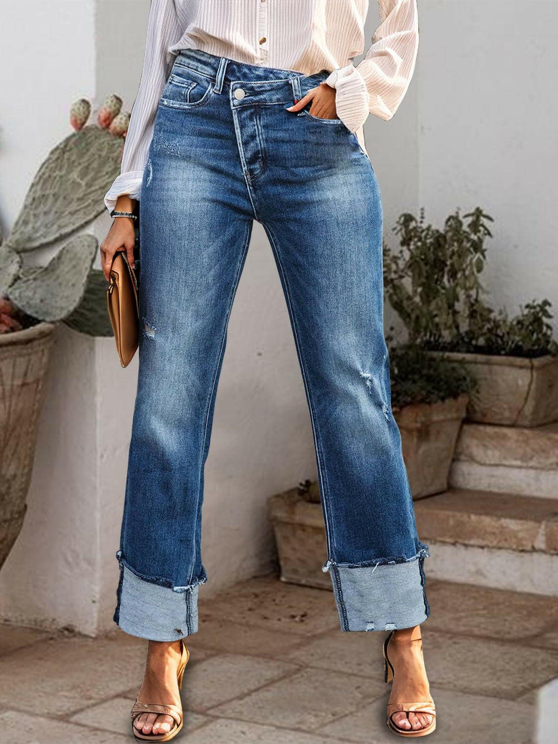 Mid-Rise Waist Jeans with Pockets - Love Salve