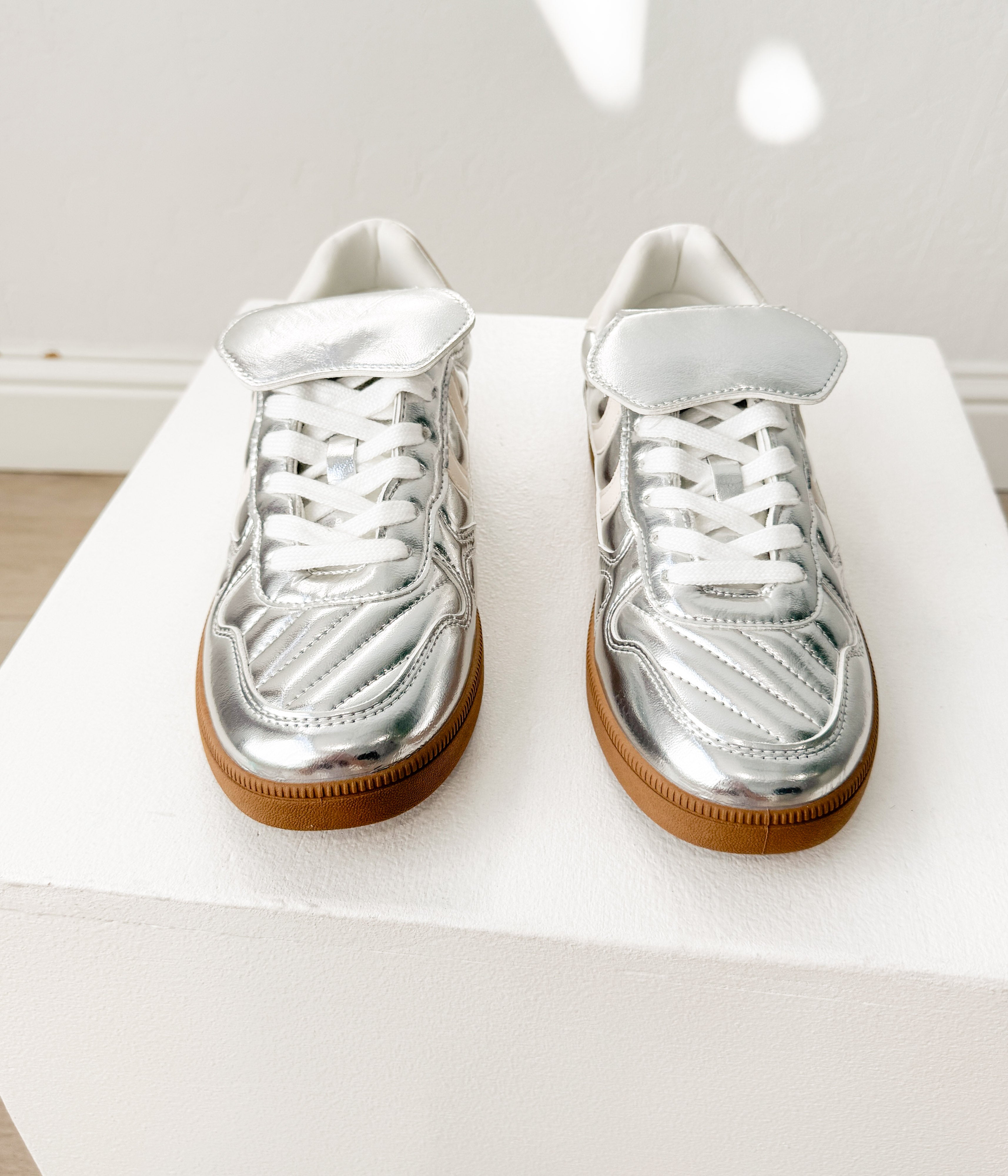 Milan Metallic Silver Low Top Sneaker With Padded Footbed Naughty Monkey