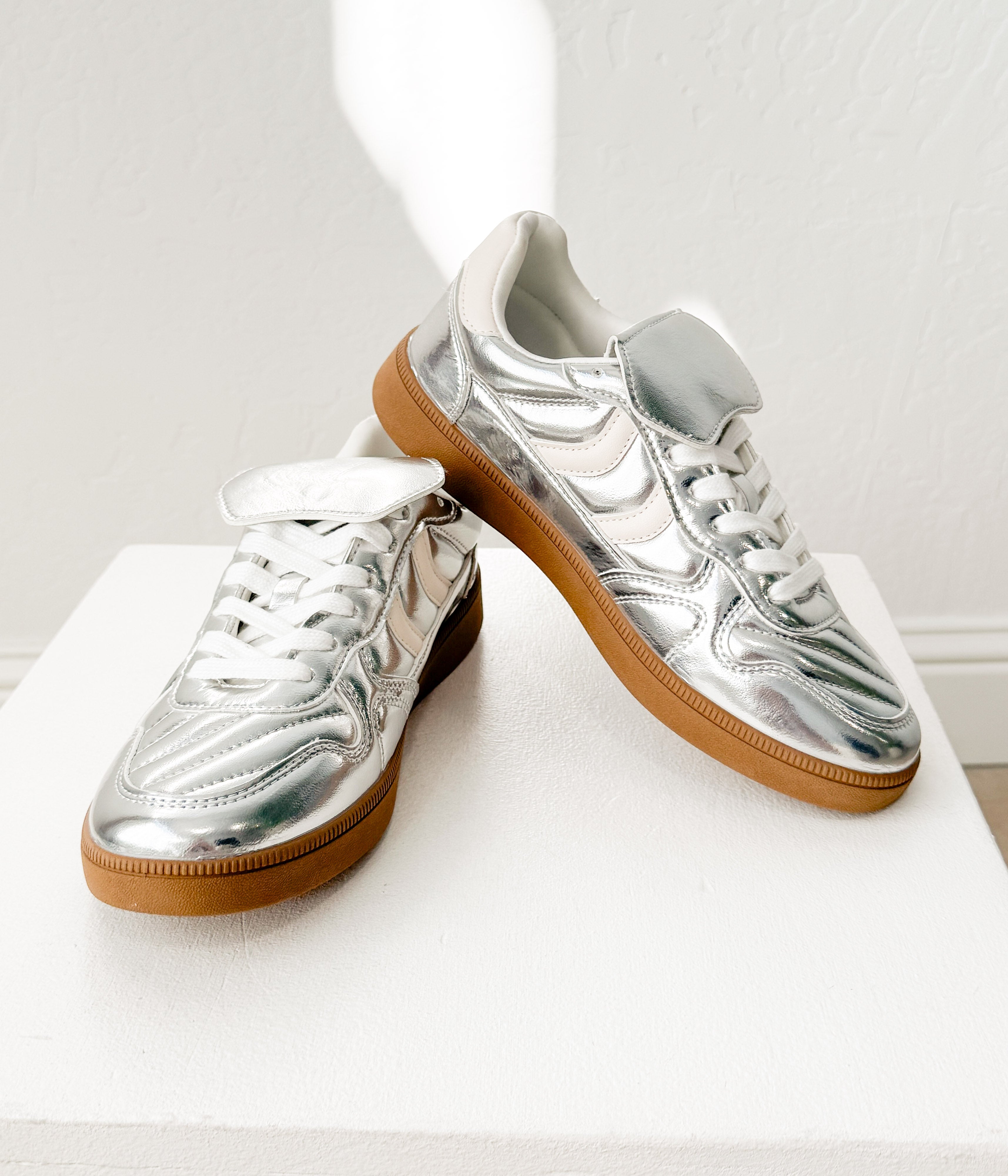 Milan Metallic Silver Low Top Sneaker With Padded Footbed Naughty Monkey