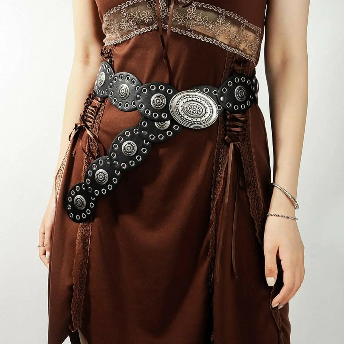 Stylish Oval Buckle Belt - 24.4