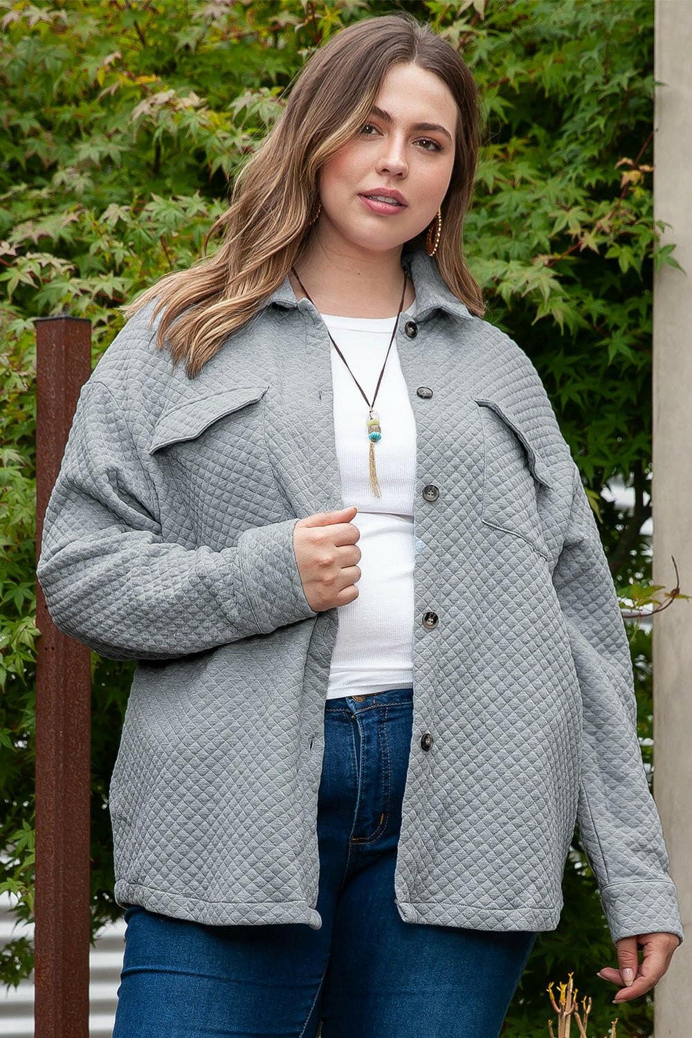 Plus Size Collared Neck Buttoned Jacket with PocketsPlus Size Collared Neck Buttoned Jacket with Pockets
 Step up your style game with our Plus Size Collared Neck Buttoned Jacket featuring convenient pockets and a chiLove Salve Size Collared Neck Buttoned Jacketplus