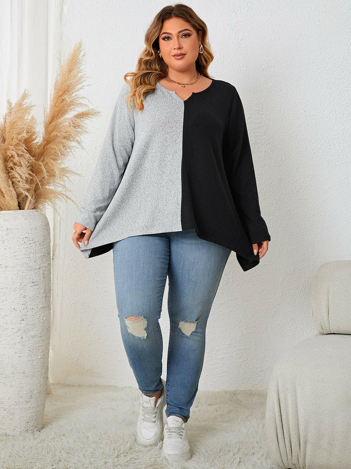 Plus Size Contrast Notched Neck T-Shirt - Love Salve