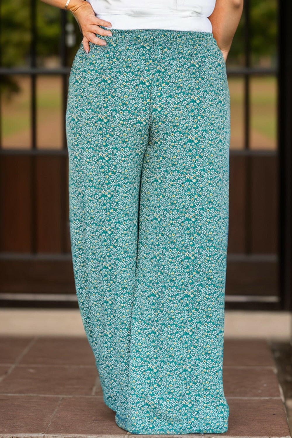 Plus Size Ditsy Floral Wide Lag Pants - Love Salve