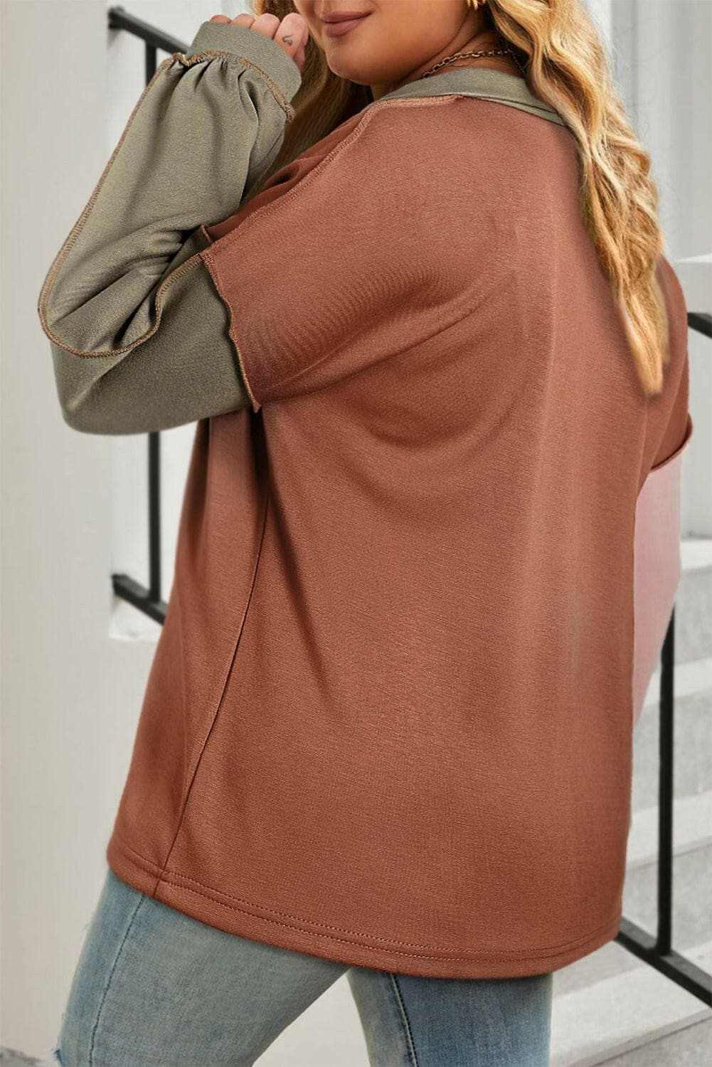 Plus Size Exposed Seam Color Block Quarter Zip Sweatshirt - Love Salve