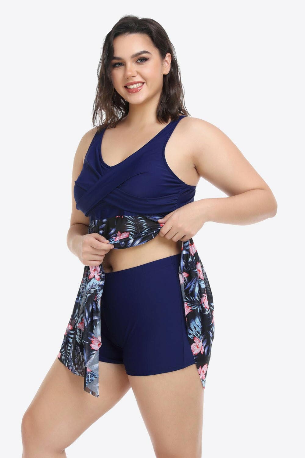 Floral Plus Size Two-Piece Swimsuit with Asymmetrical HemFloral Plus Size Two-Piece Swimsuit with Asymmetrical Hem
 Make a statement at the beach with our Floral Plus Size Two-Piece Swimsuit featuring an asymmetrical hem dLove Salve -Piece Swimsuitswimwear