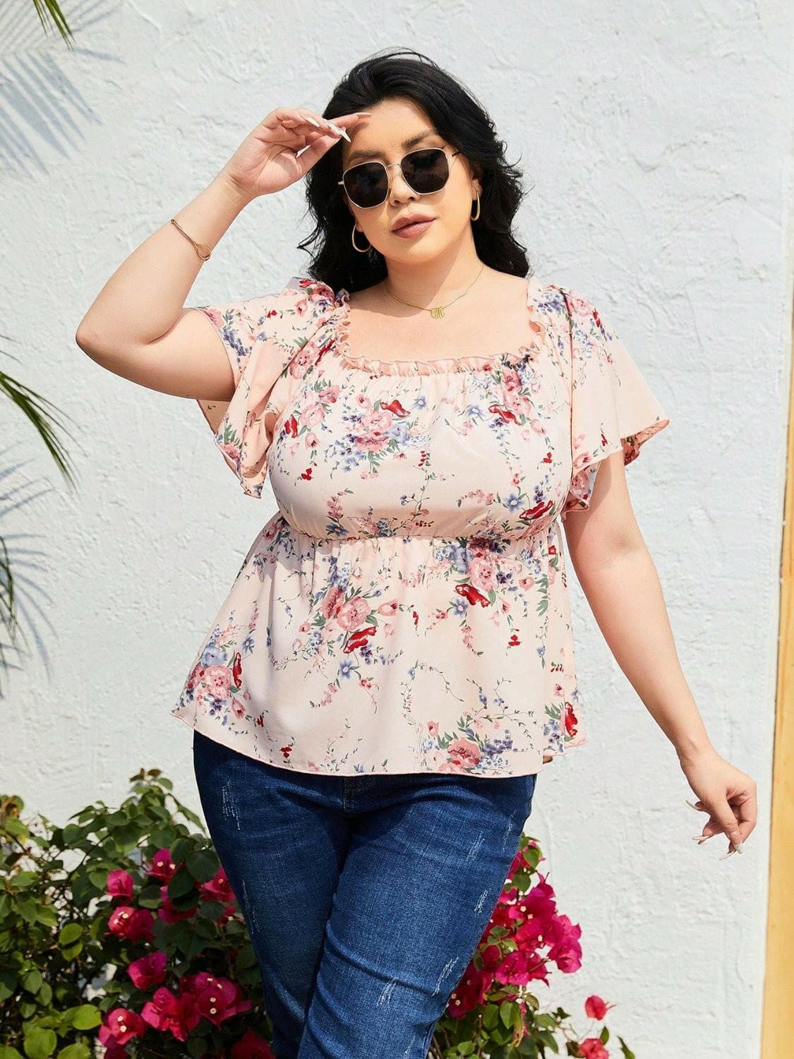 Frilly flutter sleeve printed blouse for curves, featuring delicate frill accents, perfect for stylish curvy fashionistas.