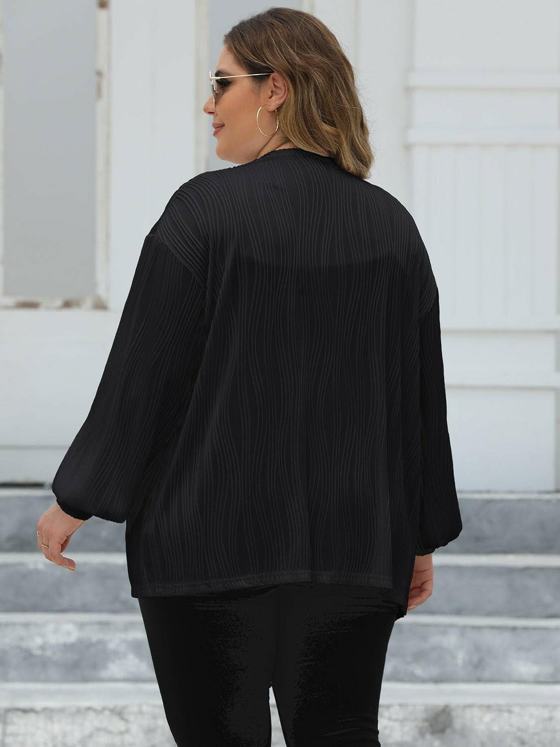 Cozy Plus Size Sheer Cardigan with Long SleevesUpgrade Your Look with the Cozy Plus Size Sheer Cardigan
 Enhance your wardrobe with the Cozy Plus Size Sheer Cardigan, a versatile piece that combines style and comLove Salve Size Sheer Cardiganplus