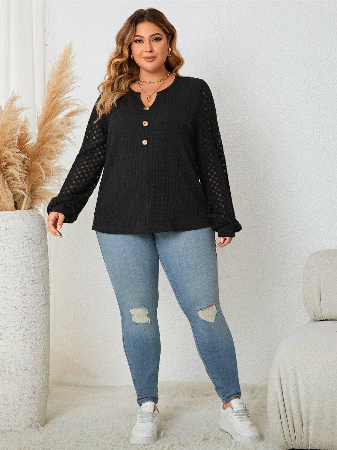 Openwork Plus Size Sheer Button-Up BlouseUpgrade Your Wardrobe with Style: Openwork Plus Size Sheer Button-Up Blouse
 
 
Elevated Sheer Elegance: Embrace sophistication with a sheer button-up blouse that exLove Salve Size Sheer Button-plus