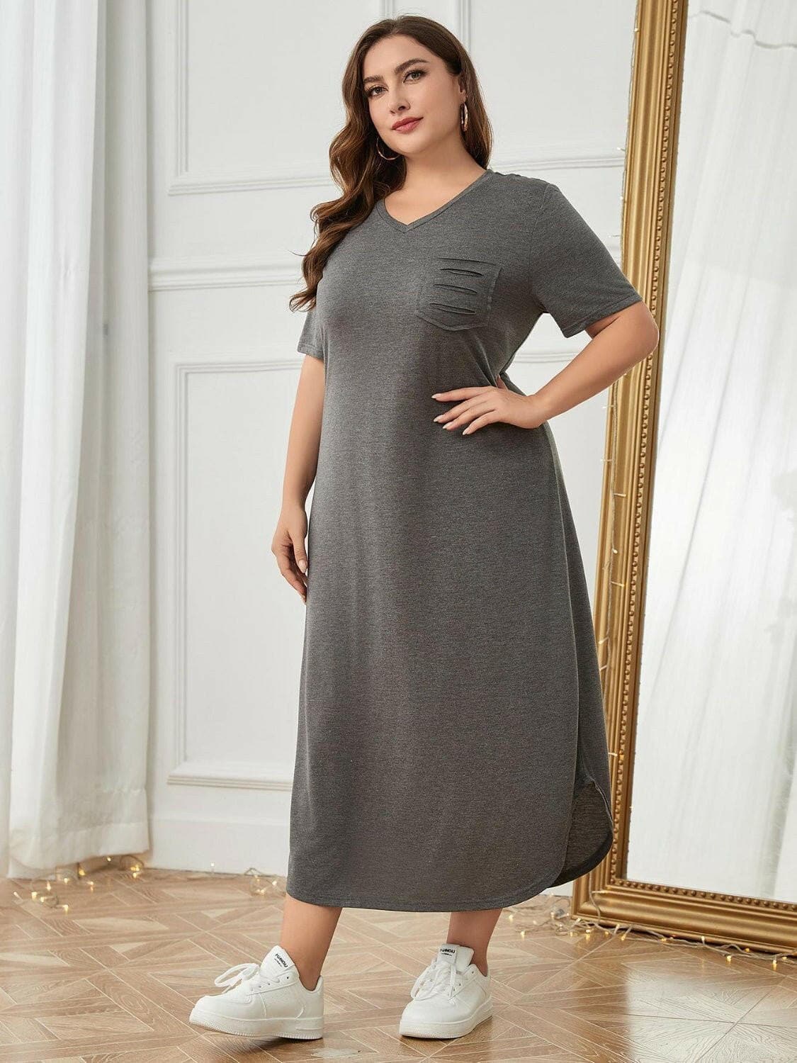 Curvy Chic V-Neck Lounge Dress with PocketsCurvy Chic V-Neck Lounge Dress with Pockets
 Indulge in Effortless Style and Comfort with Our Curvy Chic V-Neck Lounge Dress.
 Key Features:
 
 
Stylish and PracticaLove Salve -Neck Lounge Dressswimwear