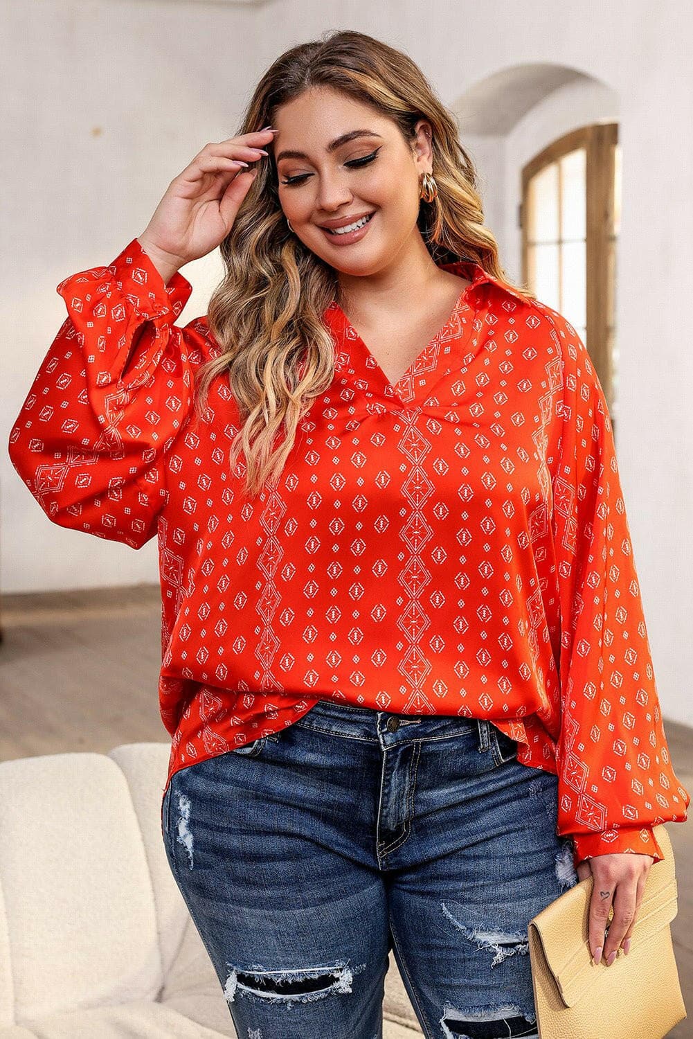 Printed Plus Size Long Sleeve Blouse with Johnny CollarPrinted Plus Size Long Sleeve Blouse with Johnny Collar
 Upgrade your wardrobe with the perfect blend of style and comfort. Introducing our Printed Plus Size Long SlLove Salve Size Long Sleeve Blouseplus