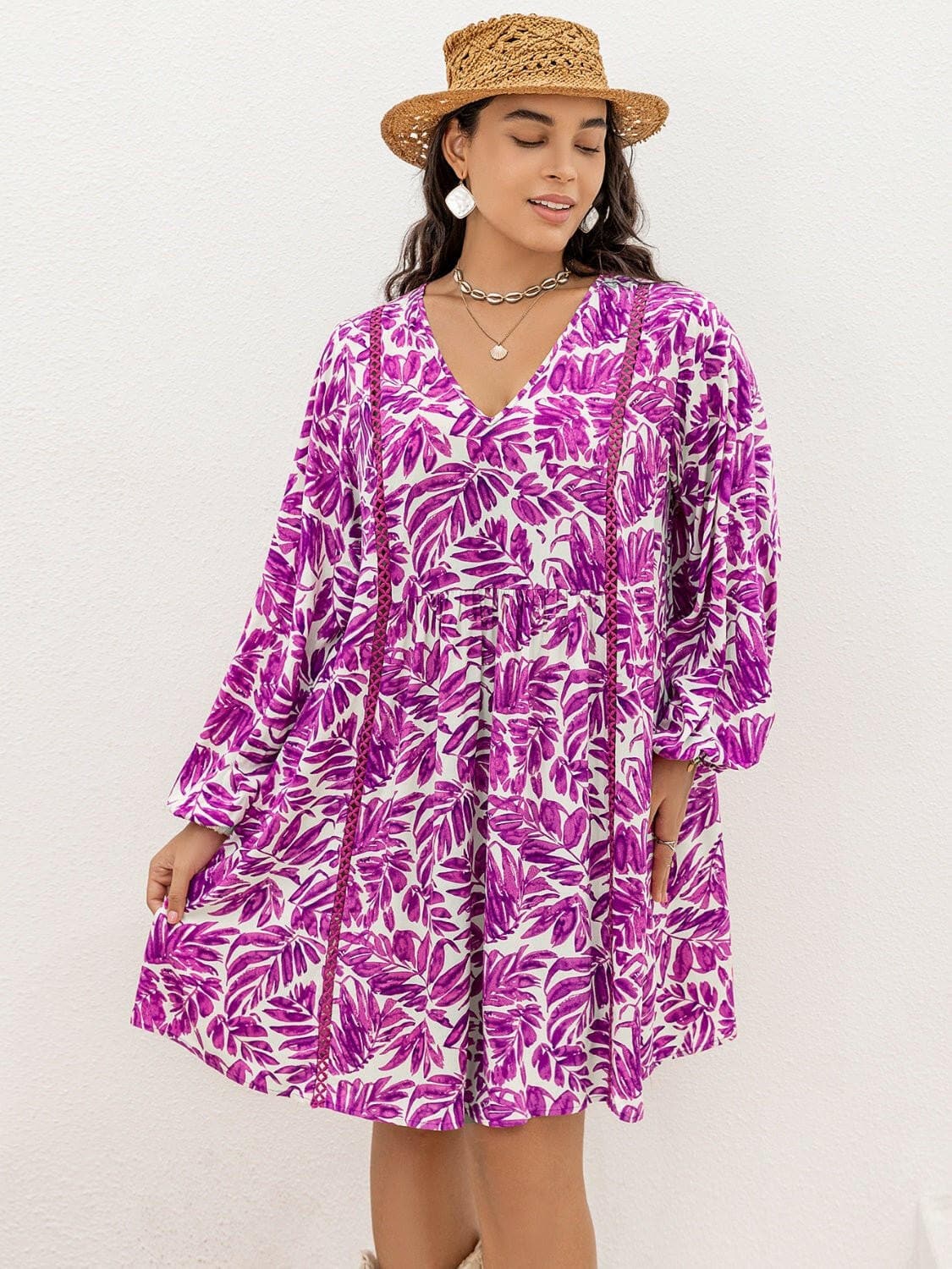 Vibrant Vibe Printed Plus Size Balloon Sleeve DressVibrant Vibe Printed Plus Size Balloon Sleeve Dress
 Step into style with the Vibrant Vibe Printed Plus Size Balloon Sleeve Dress, a must-have addition to your wardrLove Salve Size Balloon Sleeve Dressplus