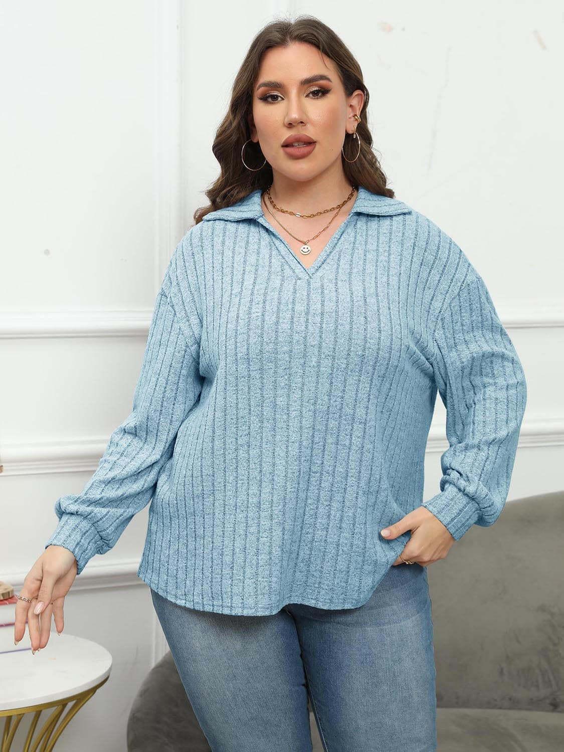 Ribbed Collared Plus Size Long Sleeve Blouse with StretchUpgrade Your Wardrobe with Our Ribbed Collared Plus Size Long Sleeve Blouse
 Indulge in the perfect blend of style and comfort with our Ribbed Collared Plus Size LonLove Salve Size Long Sleeve Blouseplus