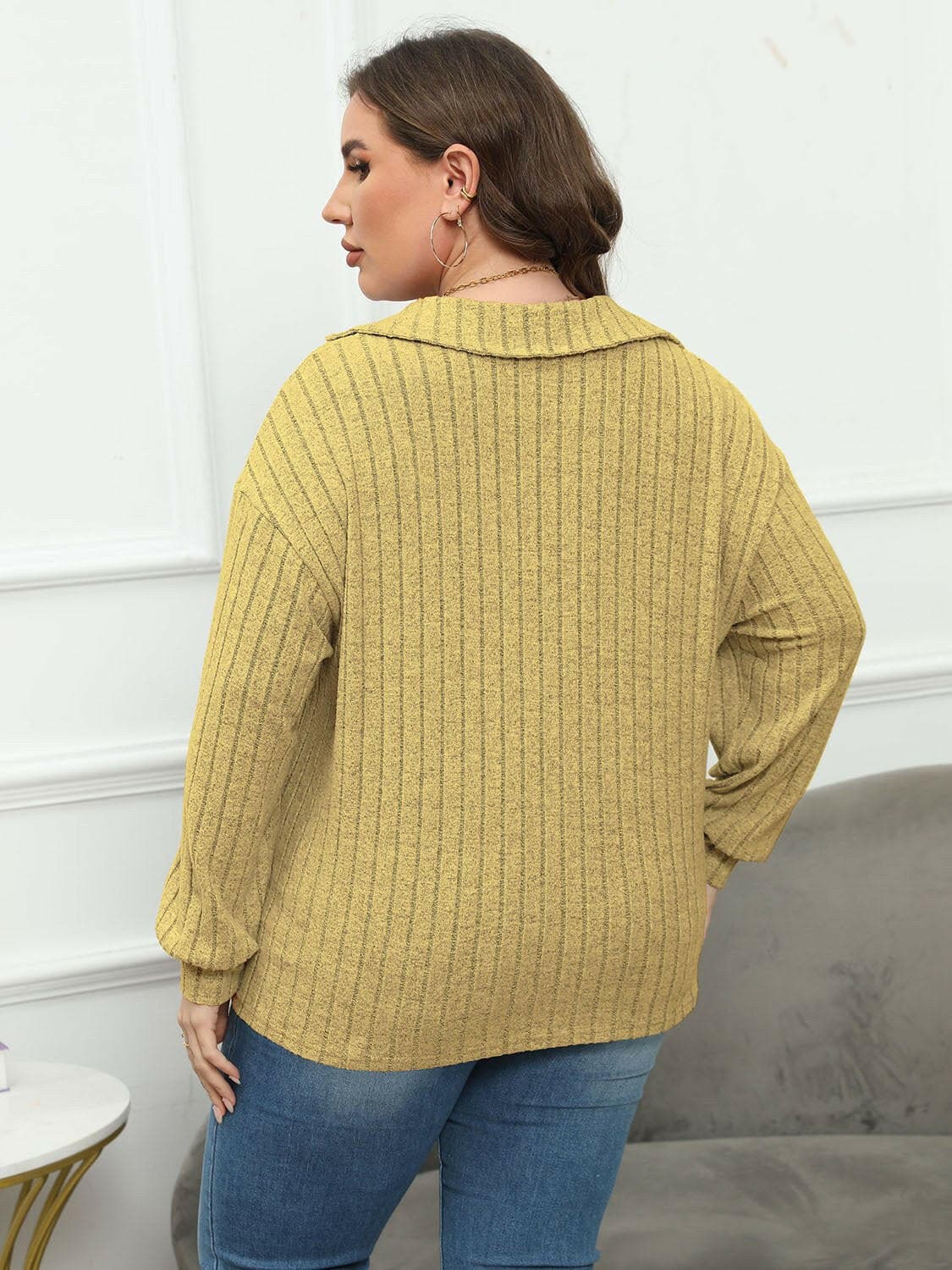 Ribbed Collared Plus Size Long Sleeve Blouse with StretchUpgrade Your Wardrobe with Our Ribbed Collared Plus Size Long Sleeve Blouse
 Indulge in the perfect blend of style and comfort with our Ribbed Collared Plus Size LonLove Salve Size Long Sleeve Blouseplus