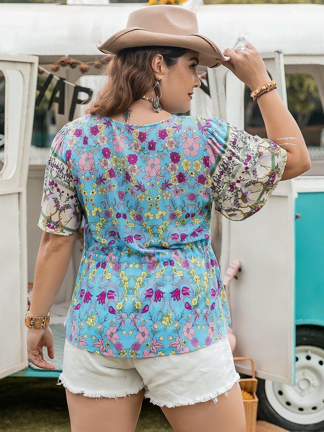 Plus Size Ruched Lace Detail Printed V-Neck Short Sleeve Blouse - Love Salve