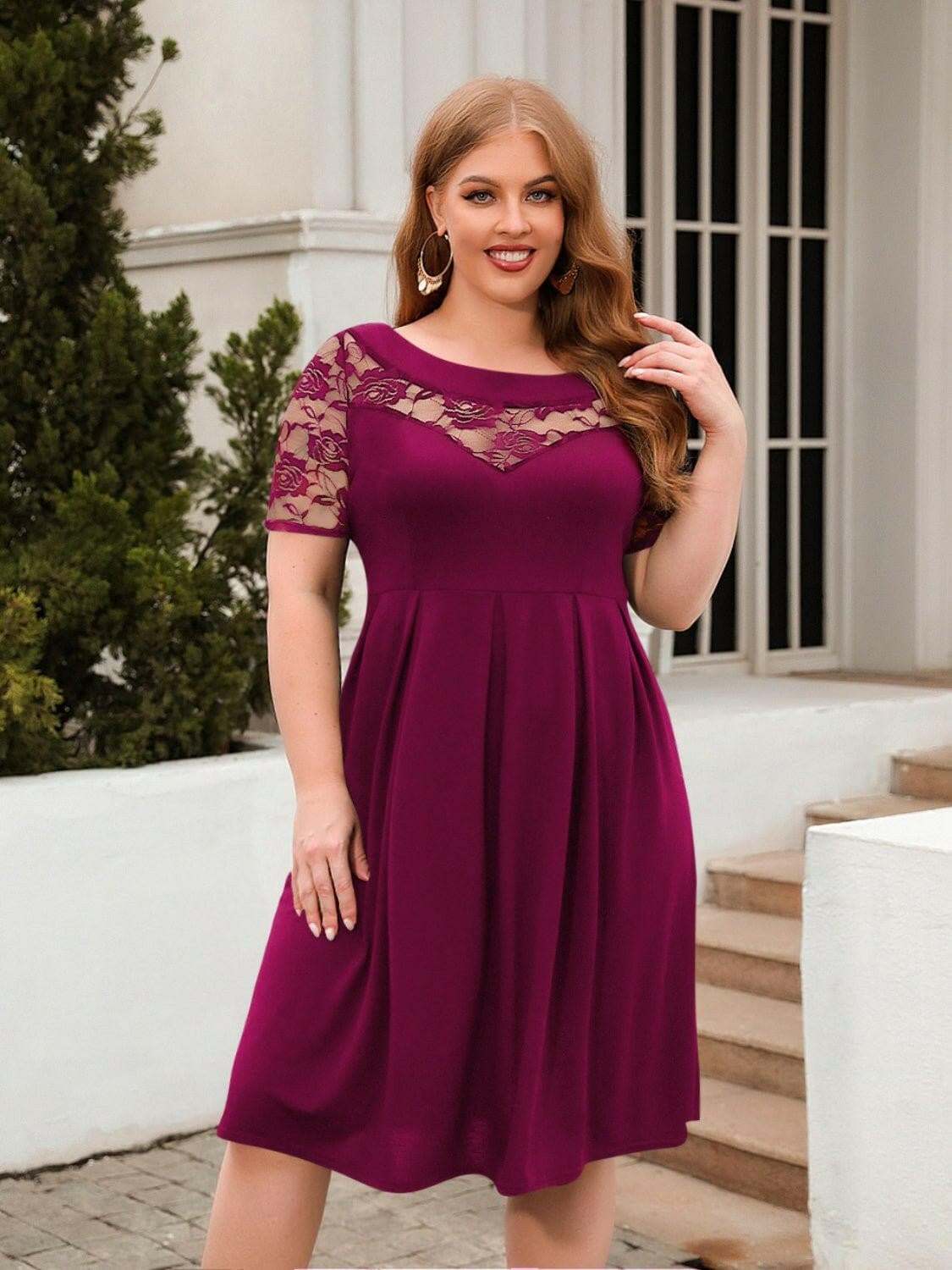 Ruched Lace Detail Plus Size Short Sleeve DressEnhance Your Style with Our Ruched Lace Detail Plus Size Short Sleeve Dress
 
 
Lace Elegance: Embrace sophistication with exquisite lace detail that adds a touch ofLove Salve Size Short Sleeve Dressplus