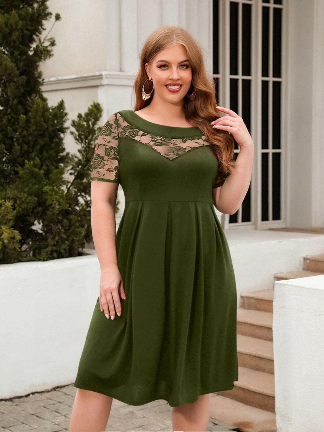 Ruched Lace Detail Plus Size Short Sleeve DressEnhance Your Style with Our Ruched Lace Detail Plus Size Short Sleeve Dress
 
 
Lace Elegance: Embrace sophistication with exquisite lace detail that adds a touch ofLove Salve Size Short Sleeve Dressplus